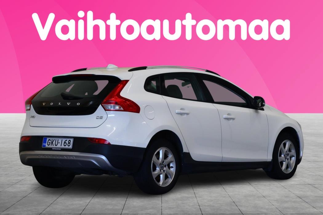 VOLVO V40 Cross Country 2013