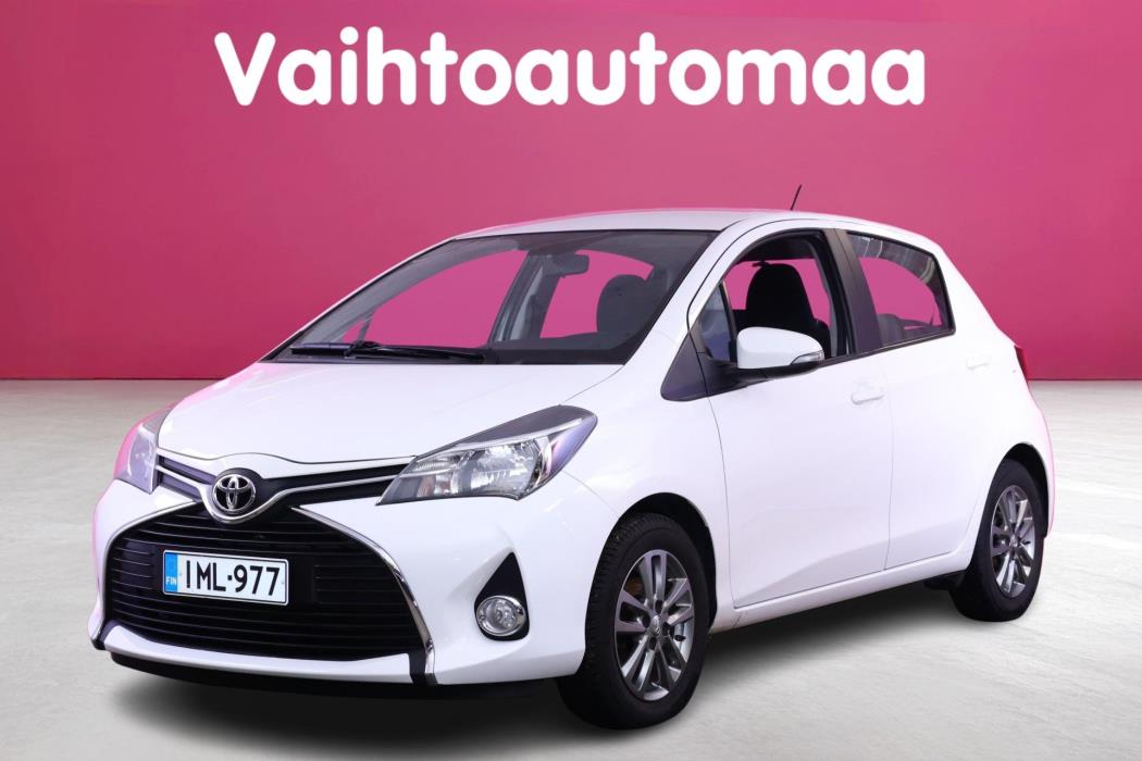 TOYOTA Yaris 2016