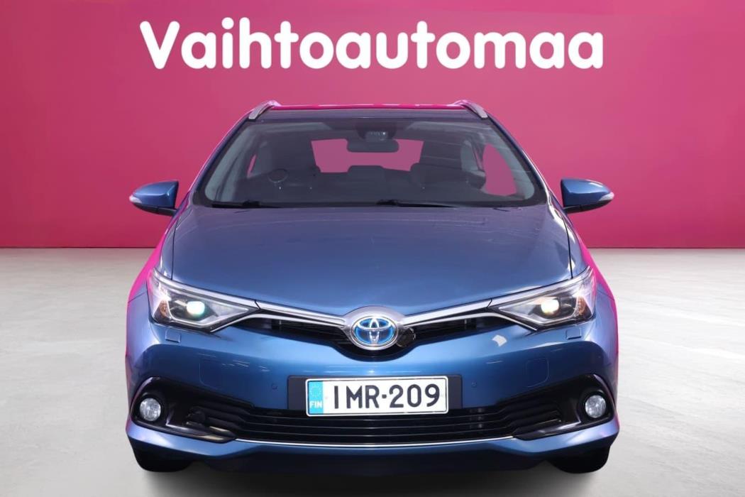TOYOTA Auris 2016