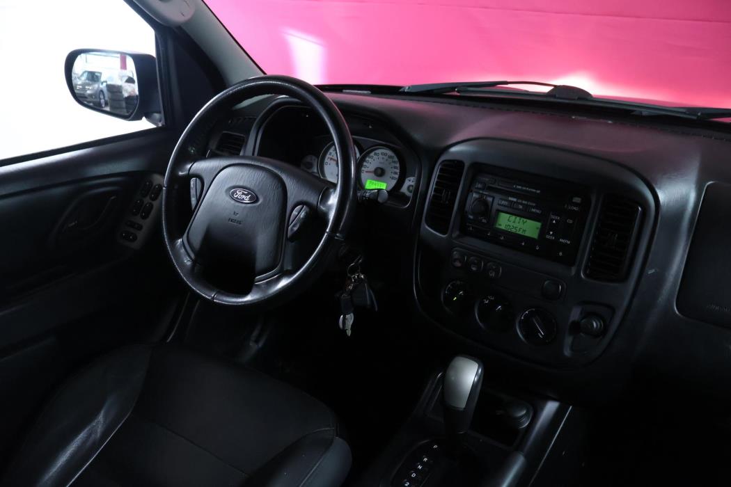 FORD Maverick 2005