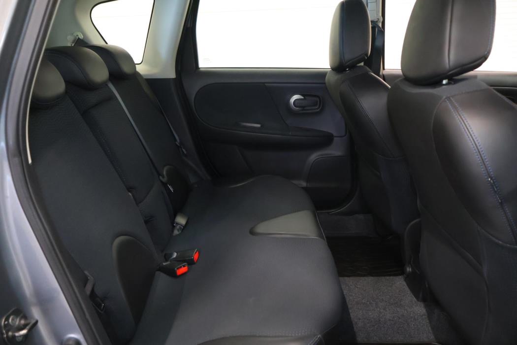 NISSAN Note 2013