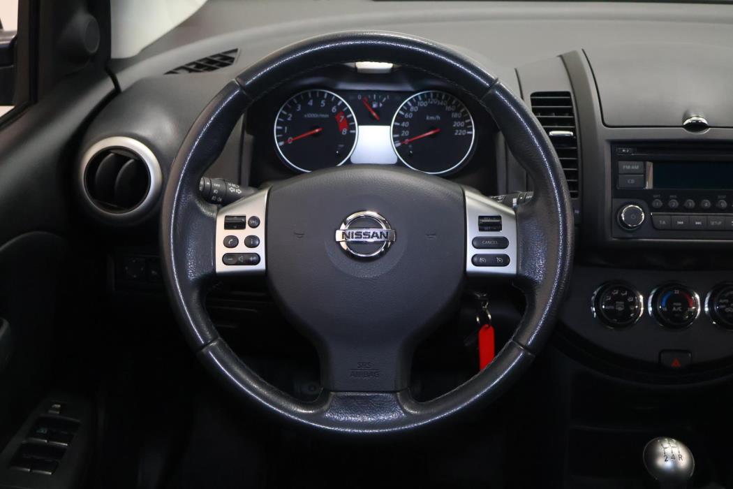 NISSAN Note 2013