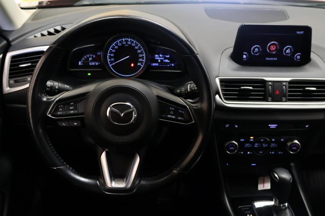 MAZDA 3 2018