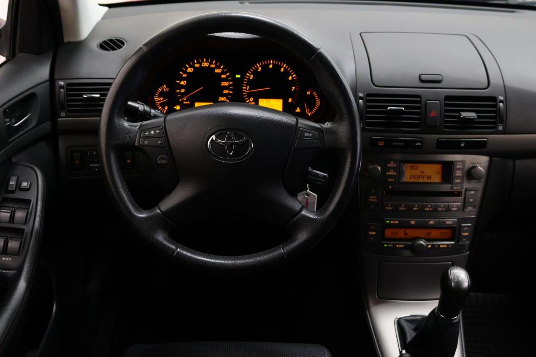 TOYOTA Avensis 2007