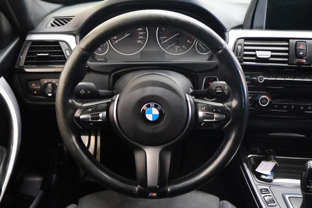 BMW 320 2014