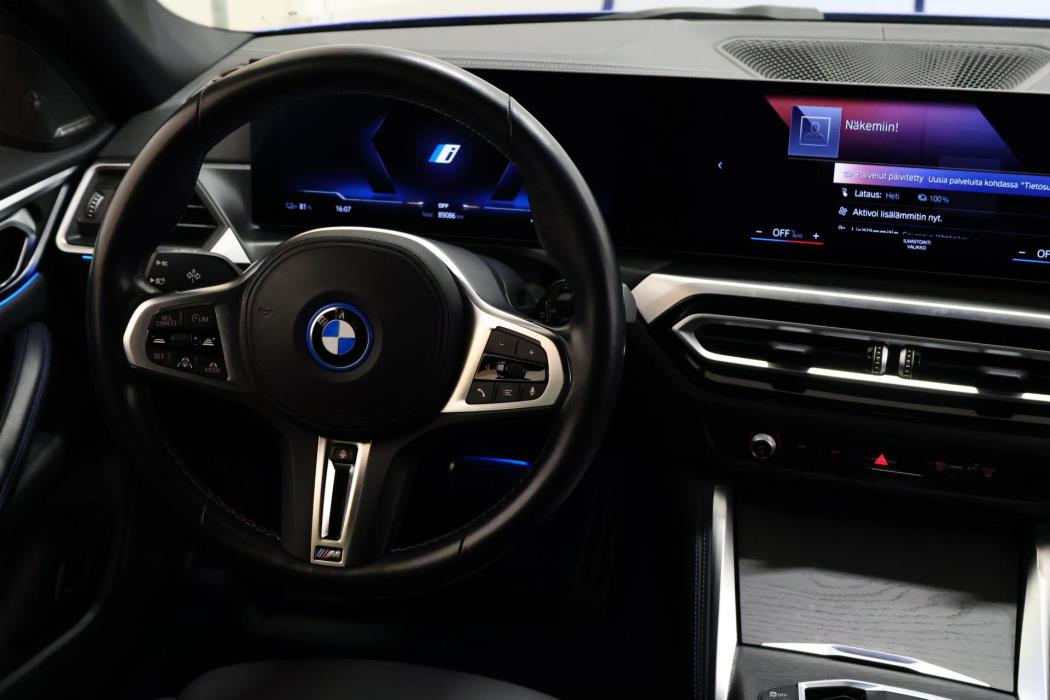 BMW i4 2023