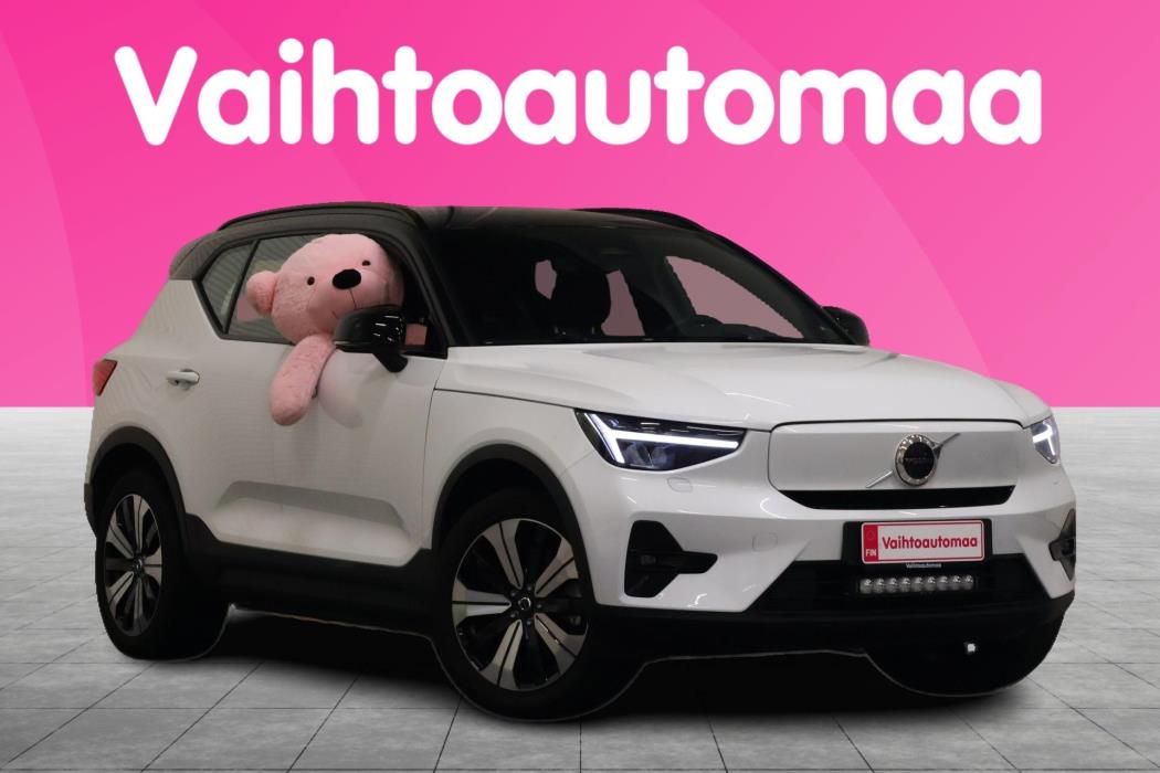 VOLVO XC40 2023