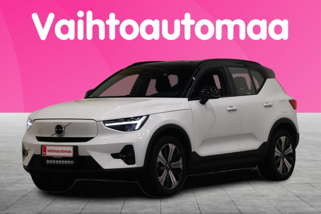 VOLVO XC40 2023