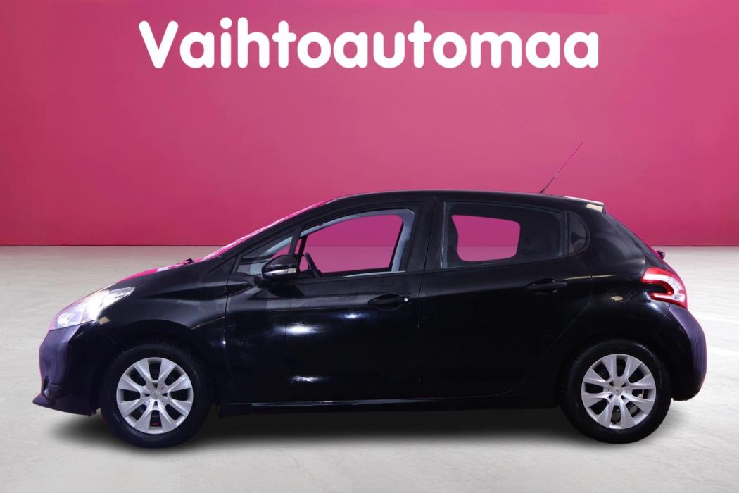 PEUGEOT 208 2014
