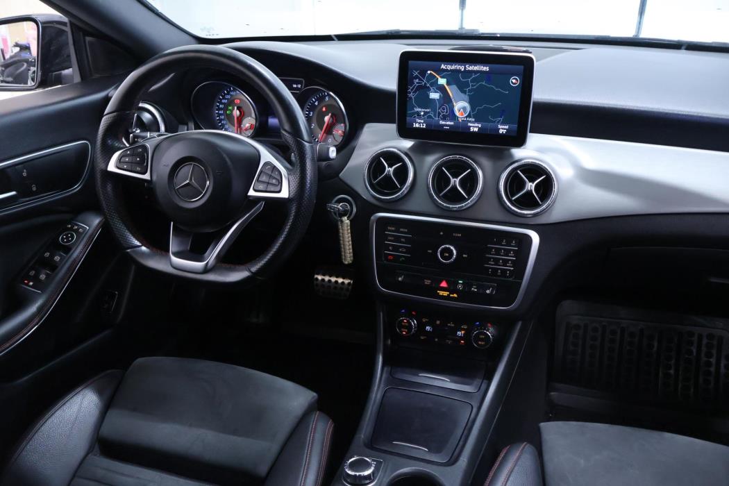 MERCEDES-BENZ CLA 2016