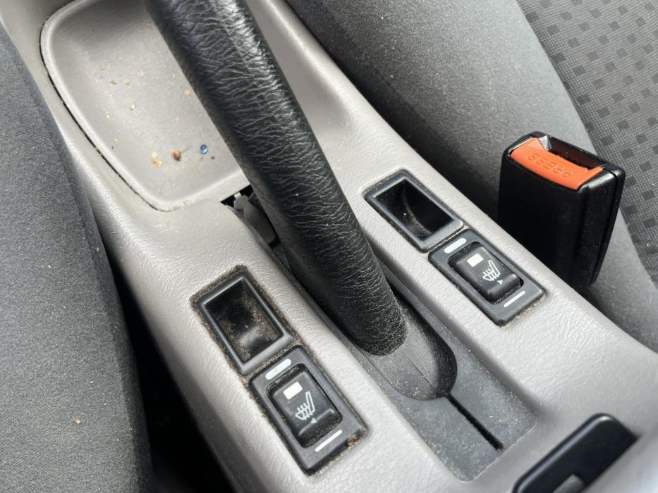 NISSAN Primera 2001