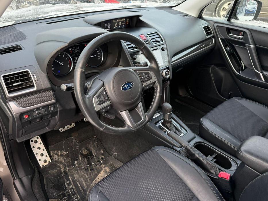 SUBARU Forester 2019