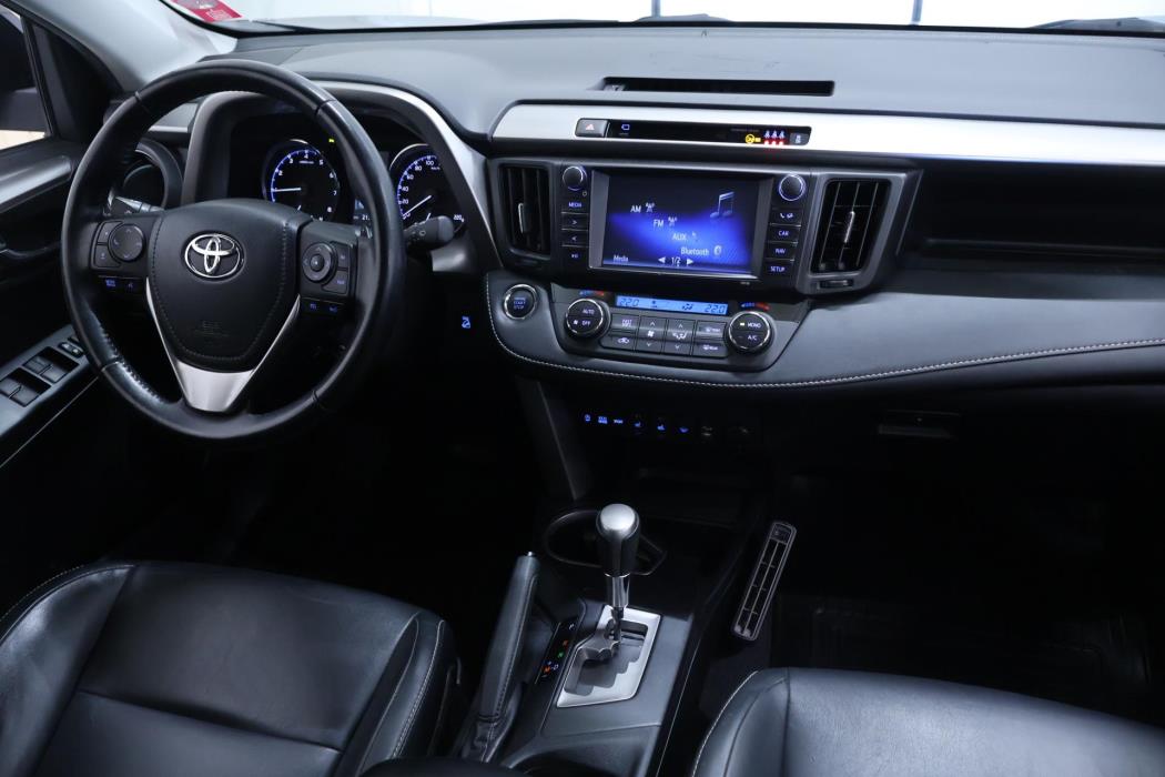 TOYOTA RAV4 2016