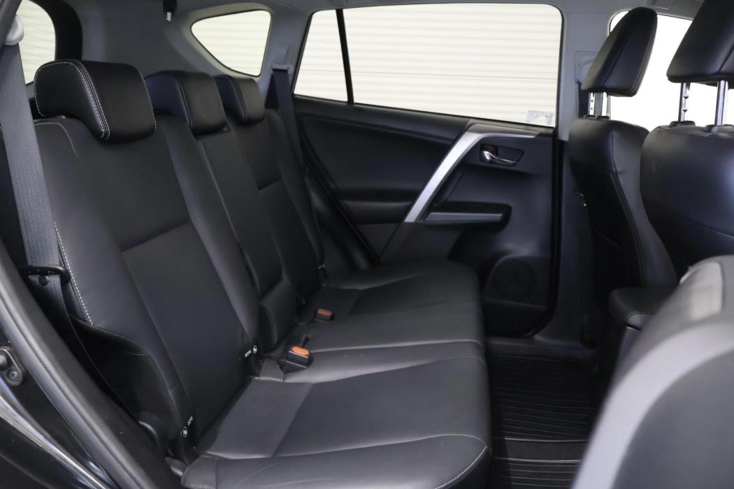 TOYOTA RAV4 2016