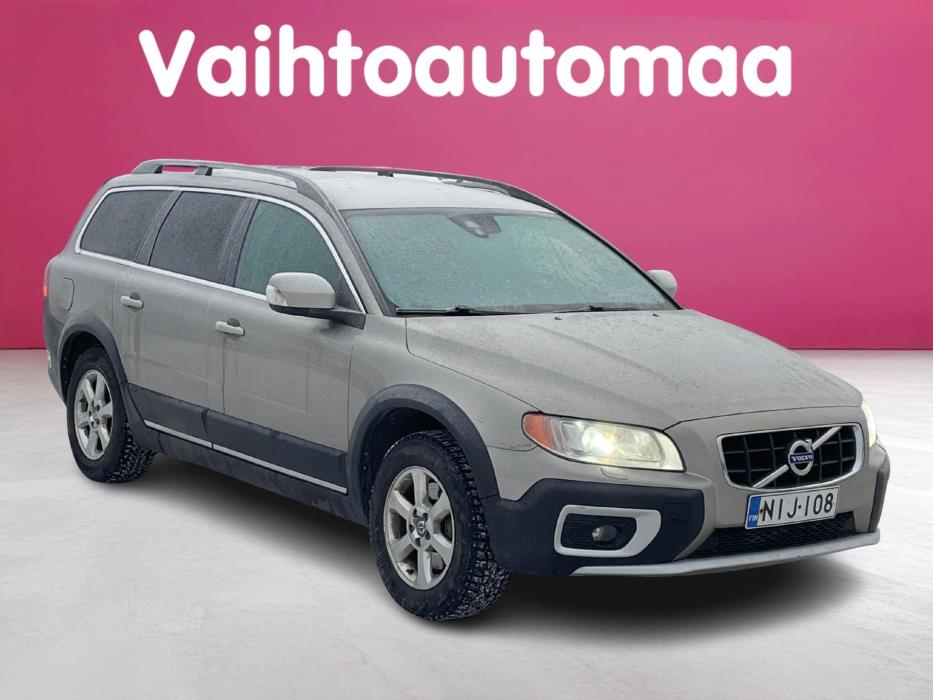 VOLVO XC70 2011
