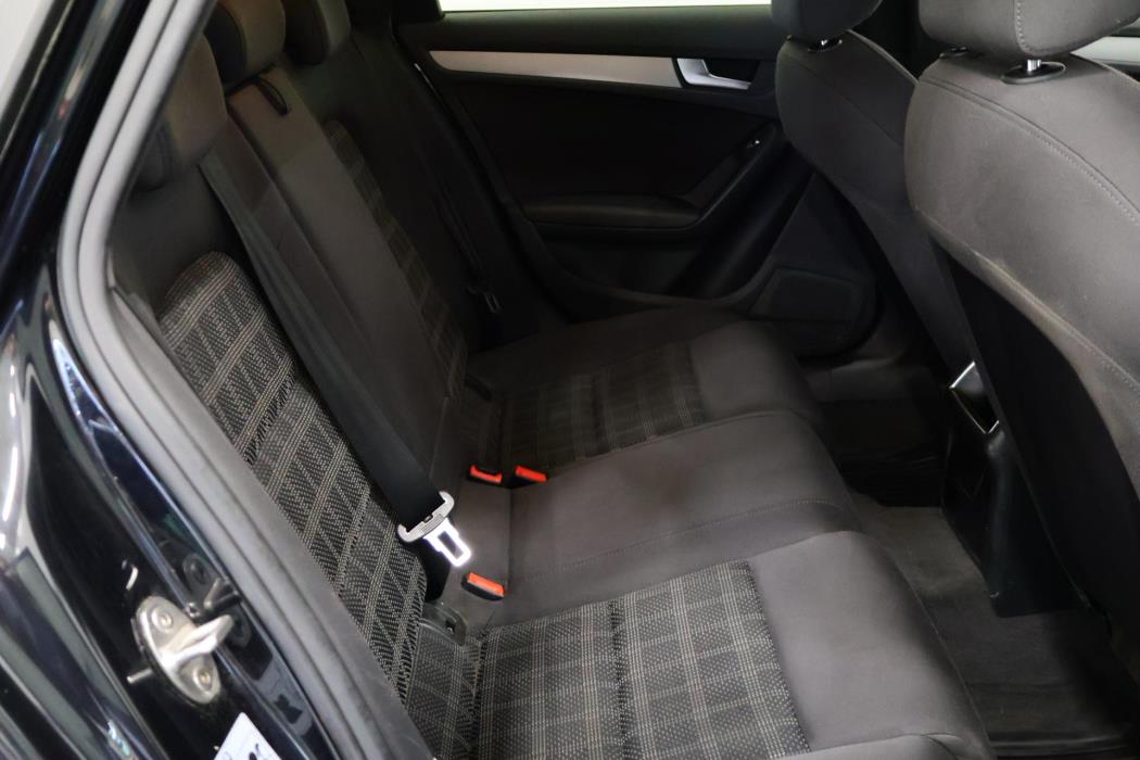 AUDI A4 2013