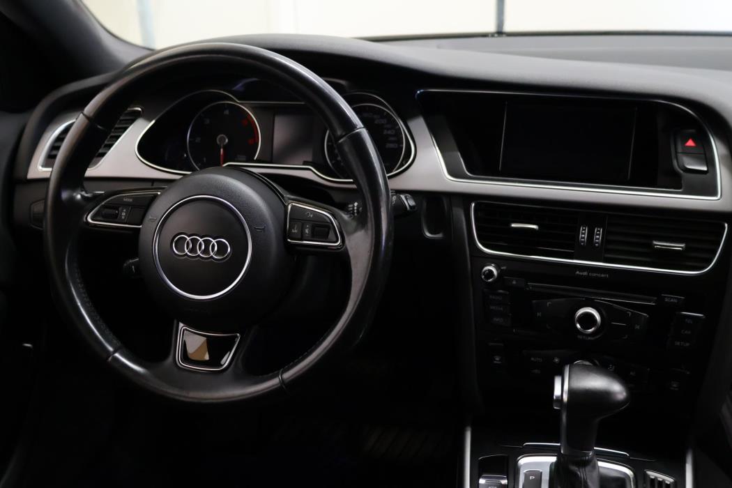 AUDI A4 2013