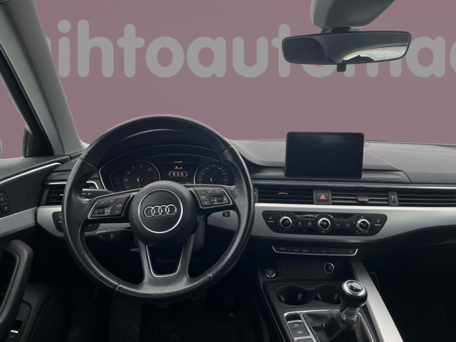 AUDI A4 2016