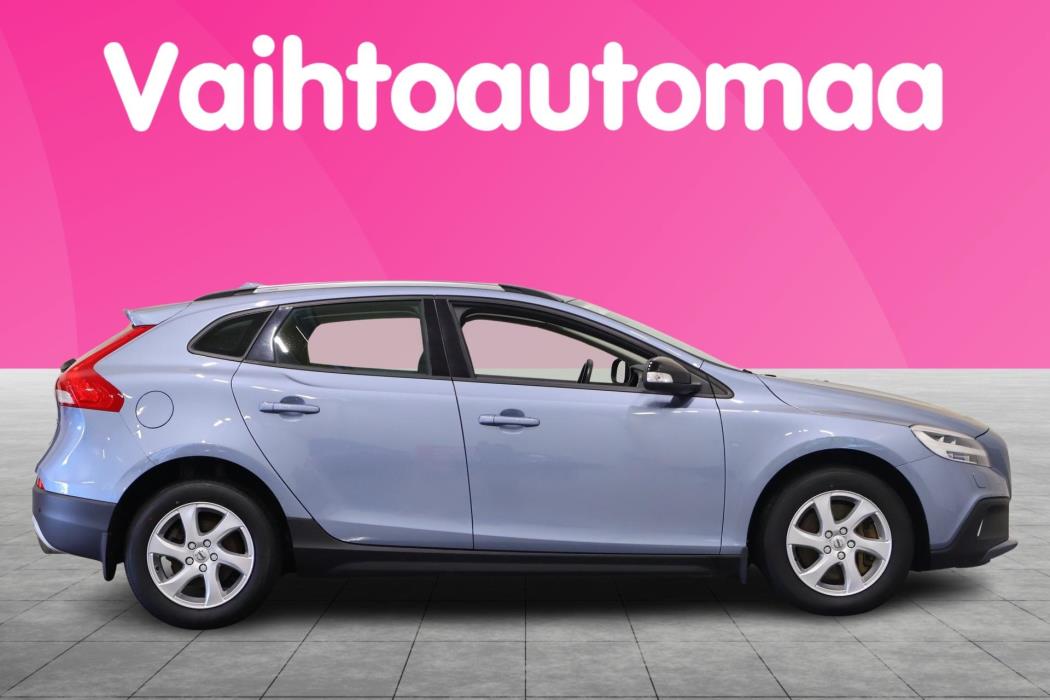 VOLVO V40 Cross Country 2018