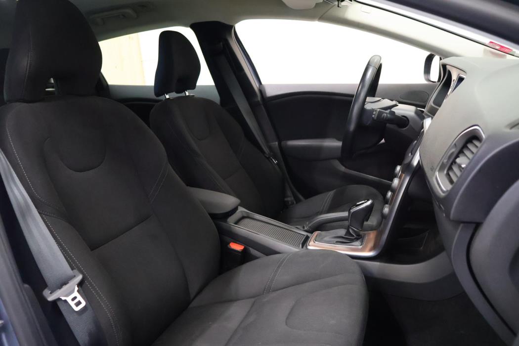 VOLVO V40 Cross Country 2018