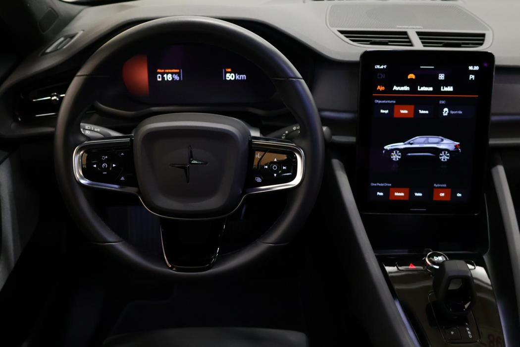 POLESTAR 2 2023