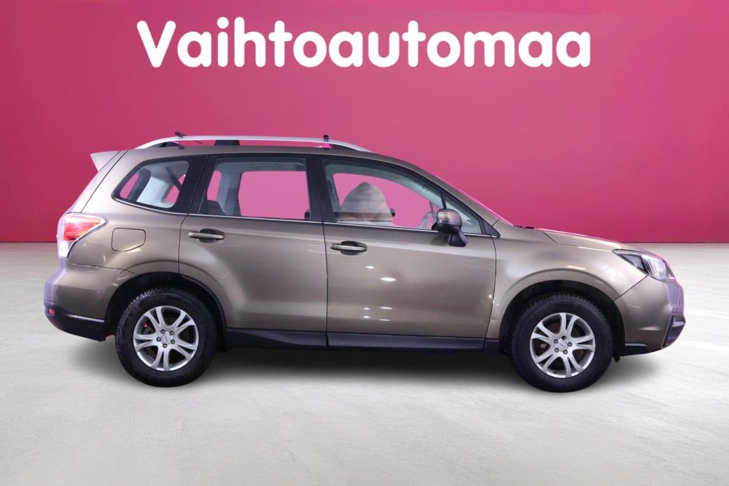 SUBARU Forester 2018