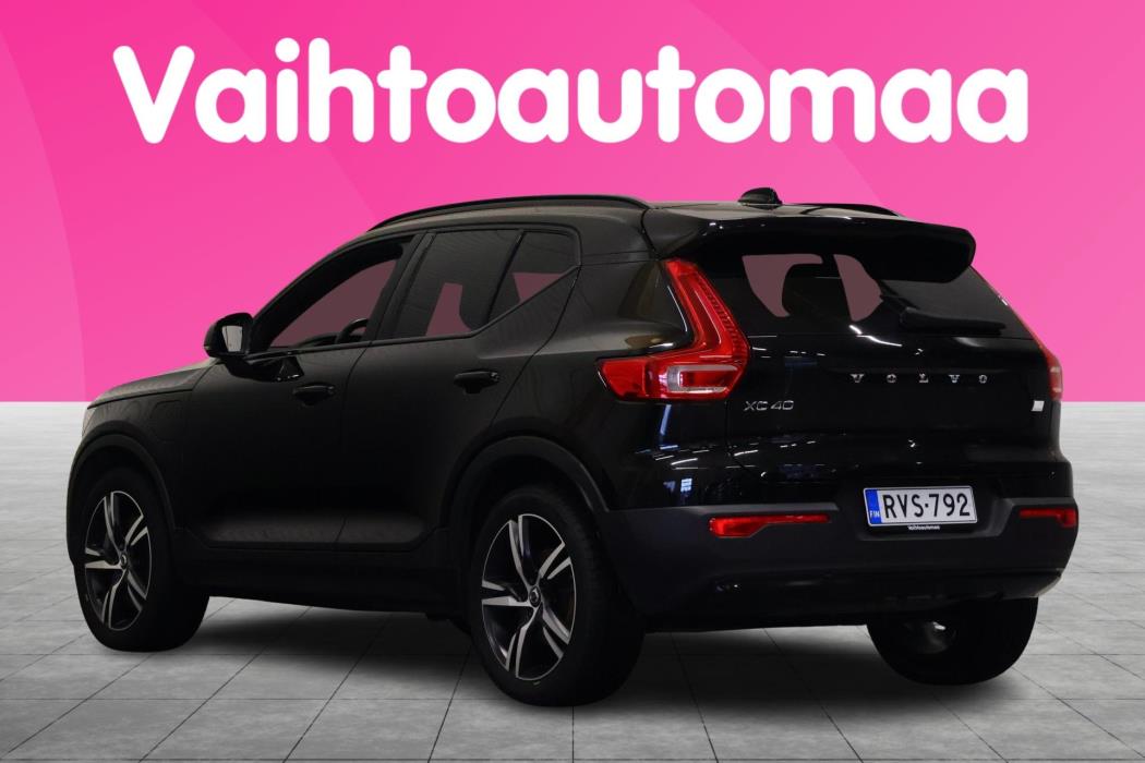 VOLVO XC40 2020