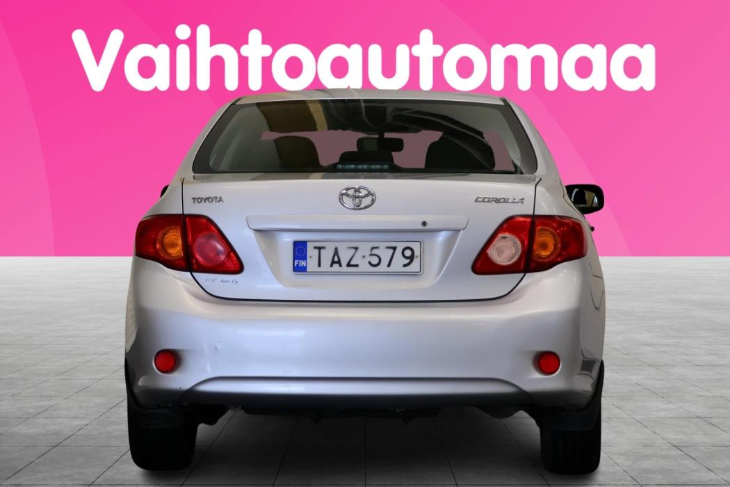 TOYOTA Corolla 2010
