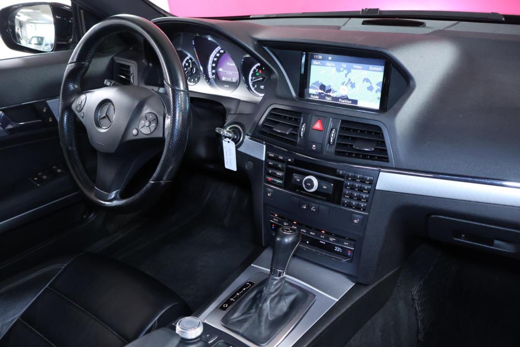 MERCEDES-BENZ E 2009