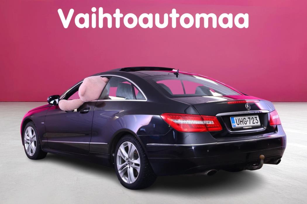 MERCEDES-BENZ E 2009