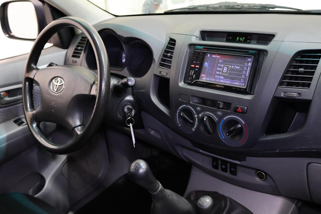 TOYOTA Hilux 2006