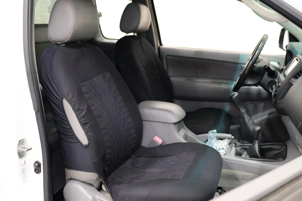 TOYOTA Hilux 2006