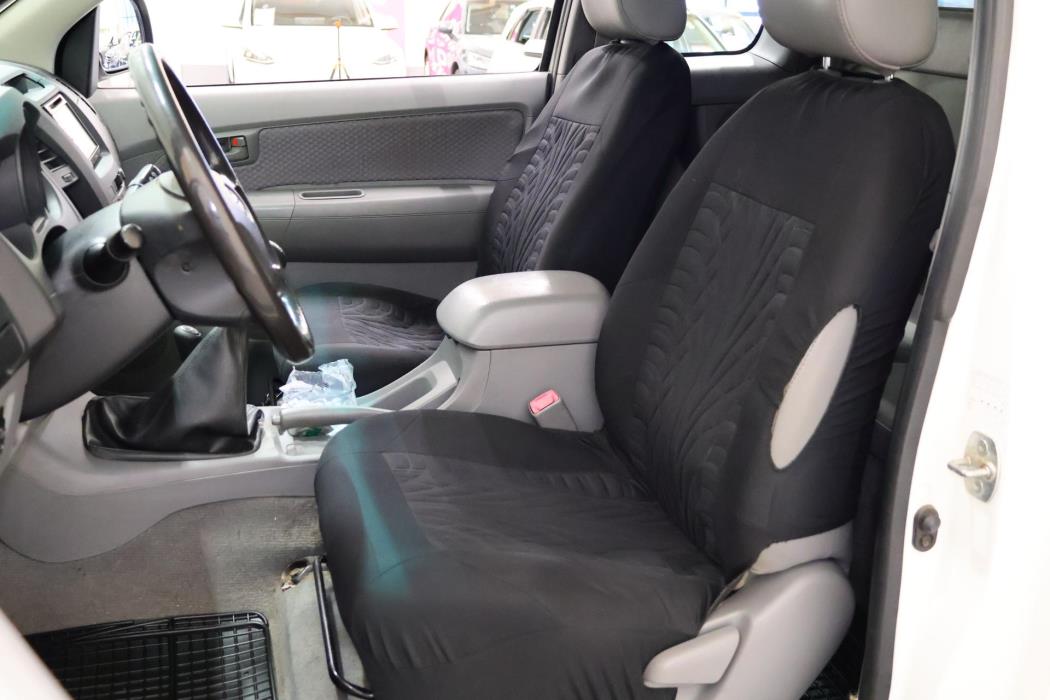TOYOTA Hilux 2006