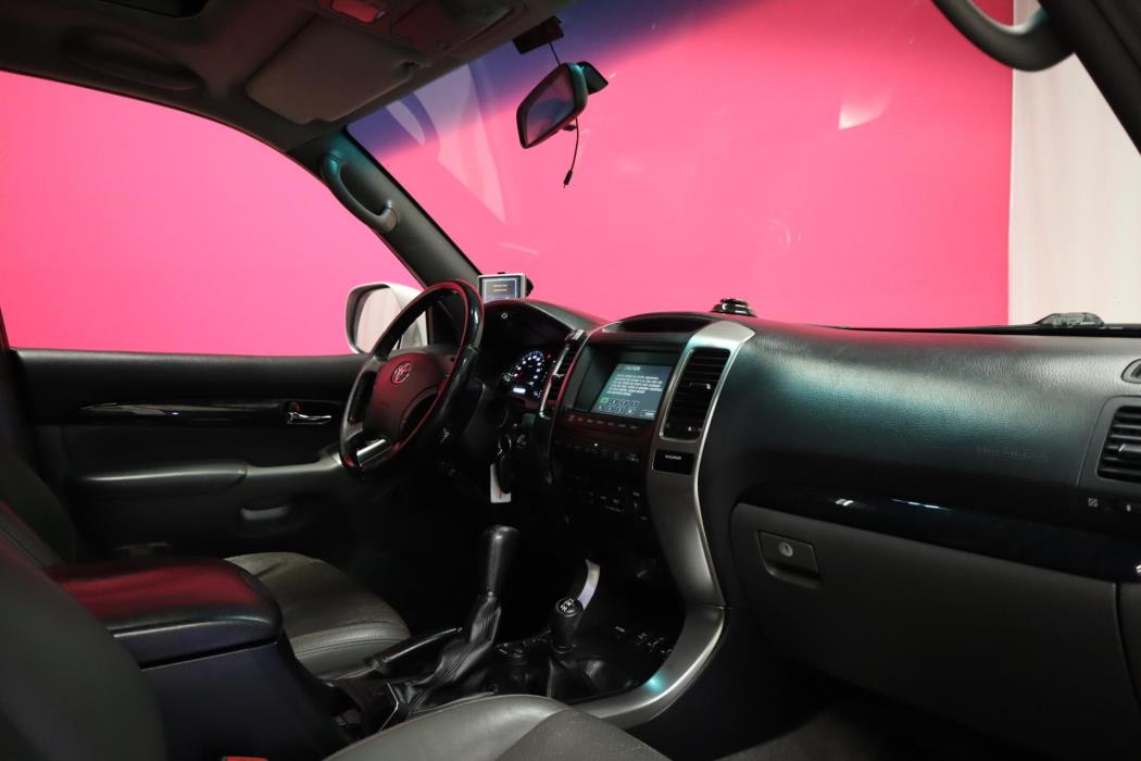 TOYOTA Land Cruiser 2009