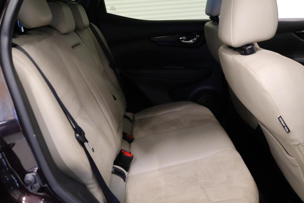 NISSAN Qashqai 2014