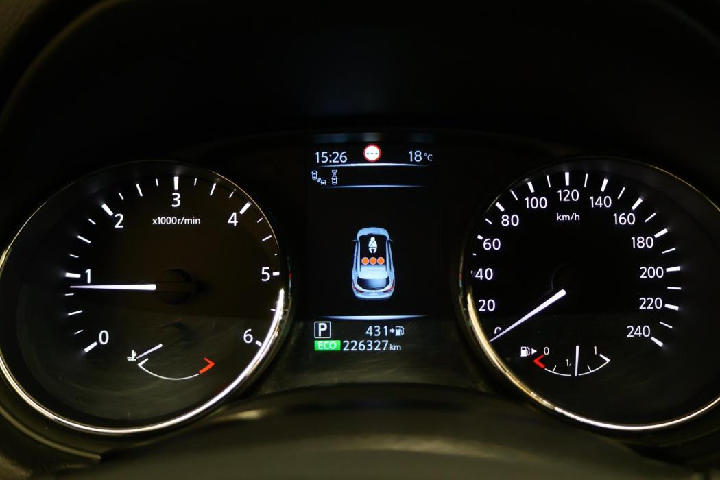NISSAN Qashqai 2014