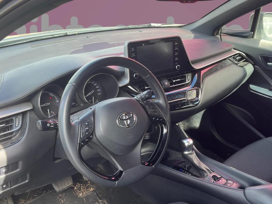 TOYOTA C-HR 2022