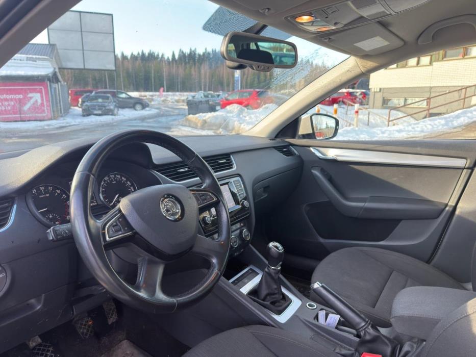 SKODA Octavia 2014