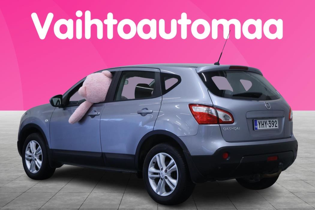 NISSAN Qashqai 2012