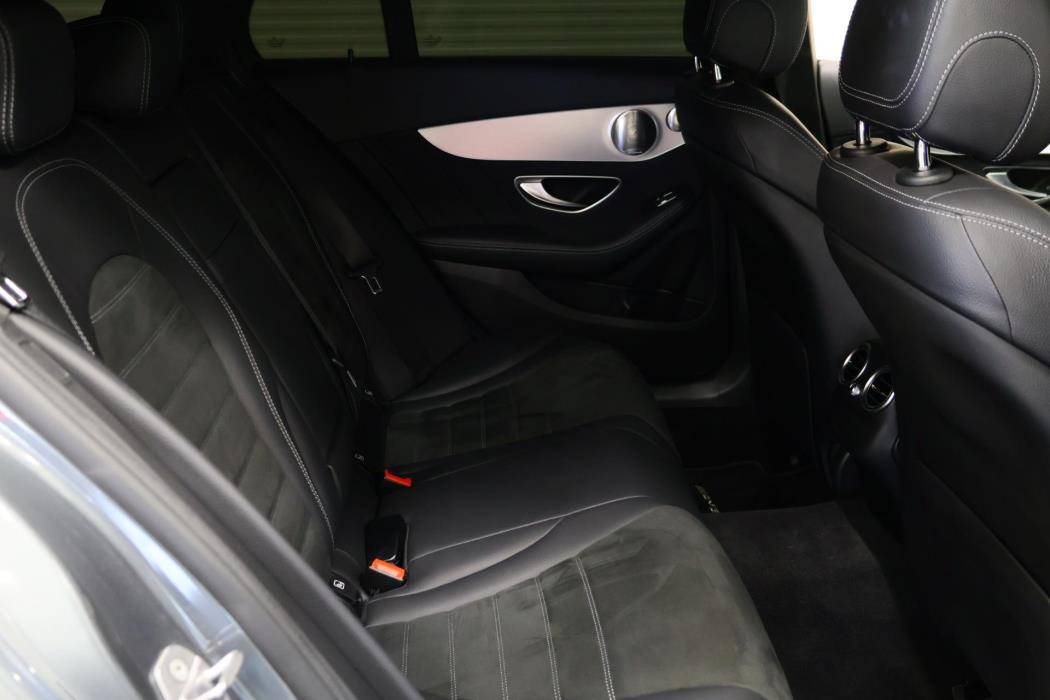 MERCEDES-BENZ C 2020