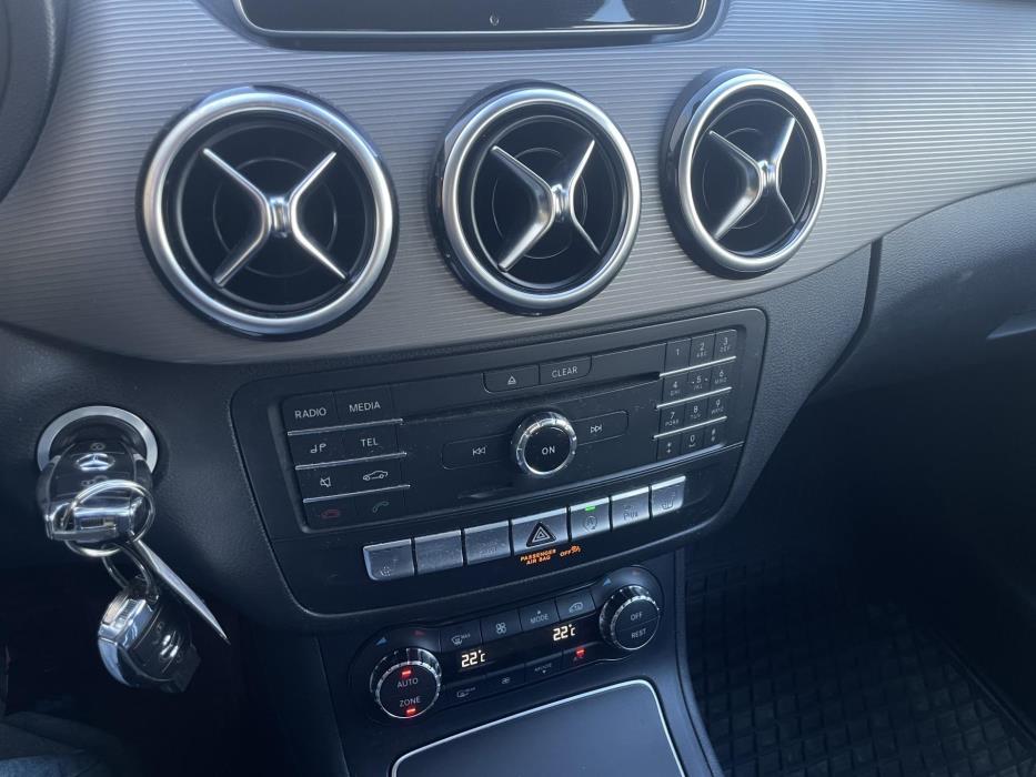 MERCEDES-BENZ B 2016