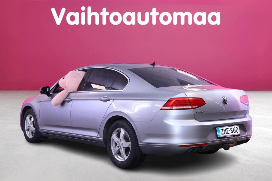 VOLKSWAGEN Passat 2018