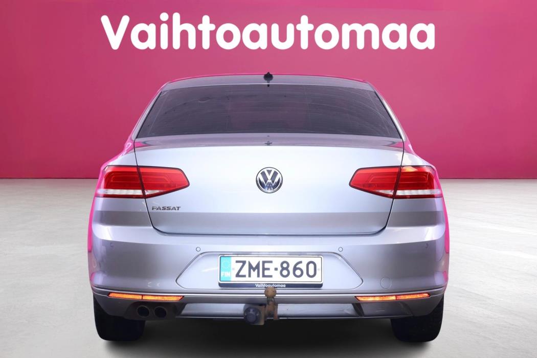 VOLKSWAGEN Passat 2018