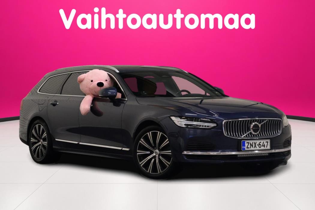 VOLVO V90 2022