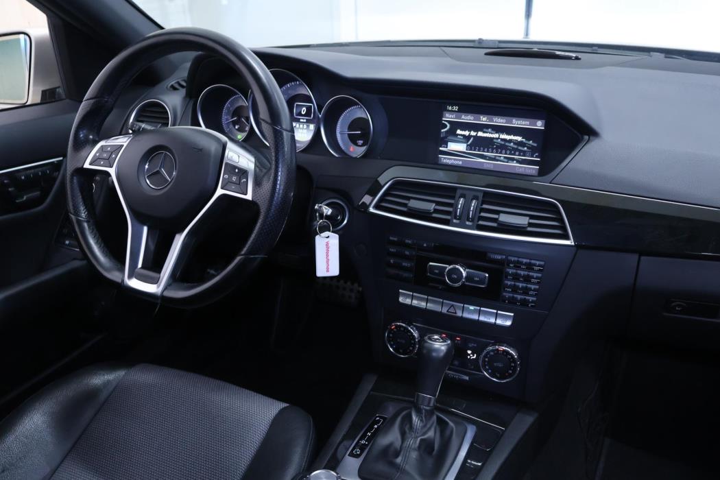 MERCEDES-BENZ C 2011