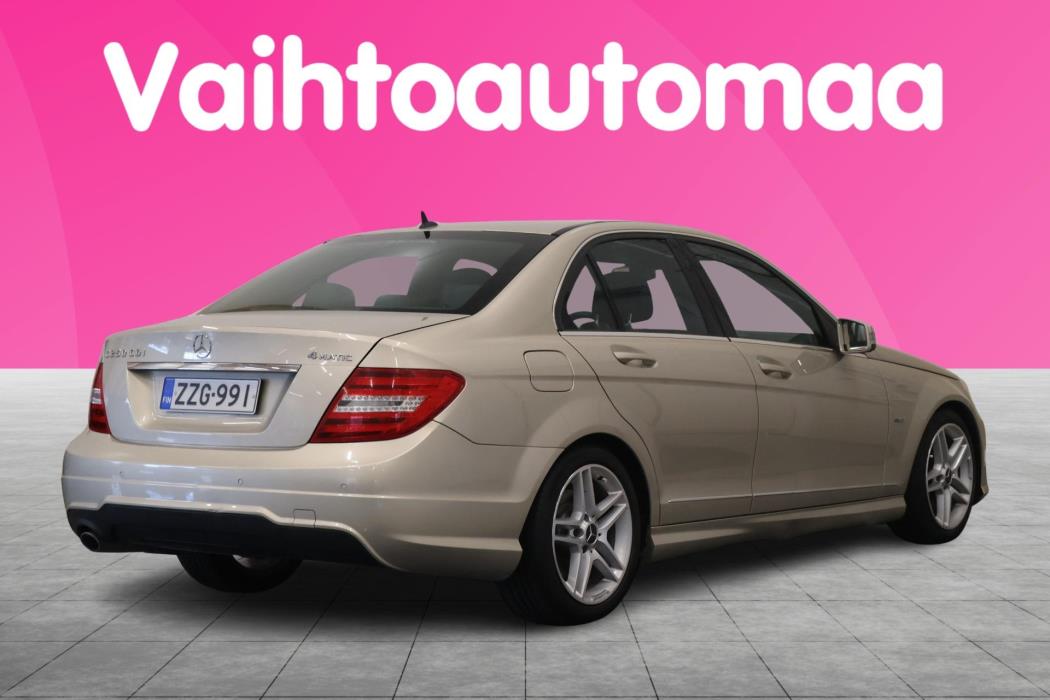 MERCEDES-BENZ C 2011