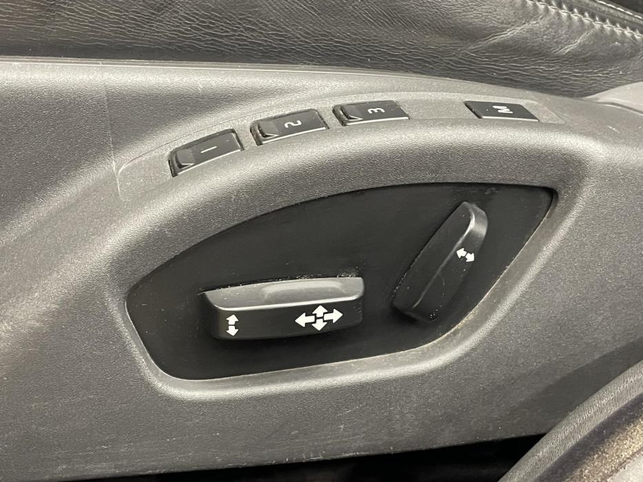 VOLVO V70 2010