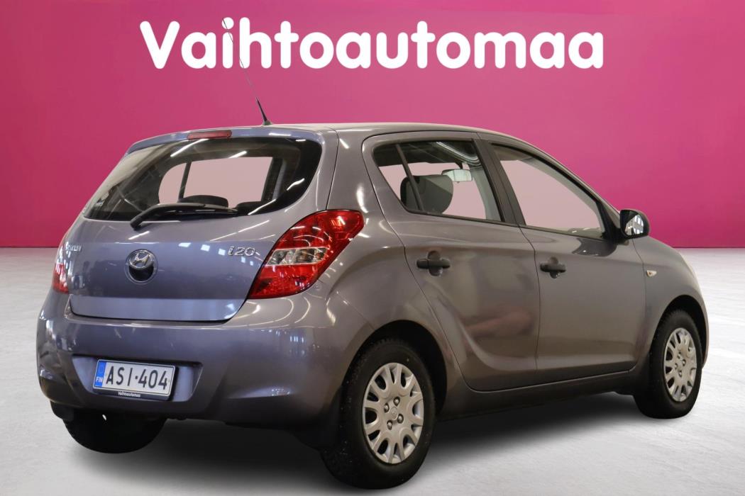 HYUNDAI i20 2010