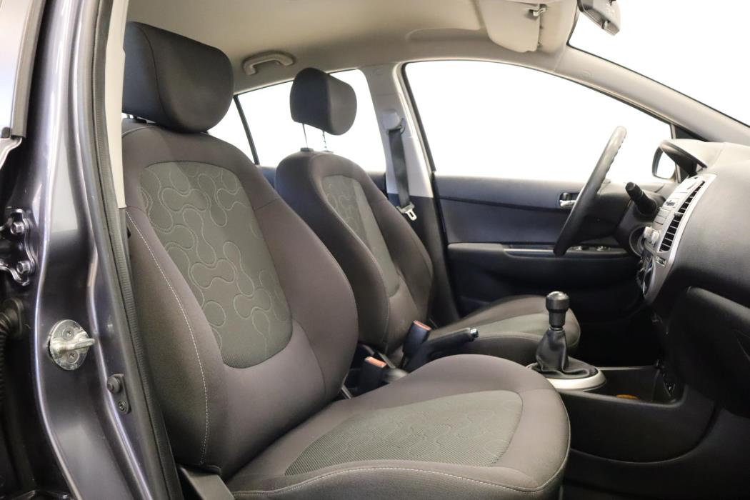 HYUNDAI i20 2010