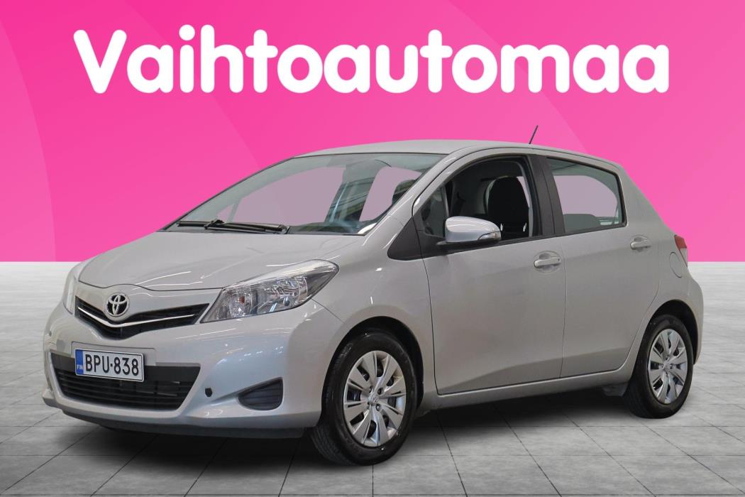 TOYOTA Yaris 2012
